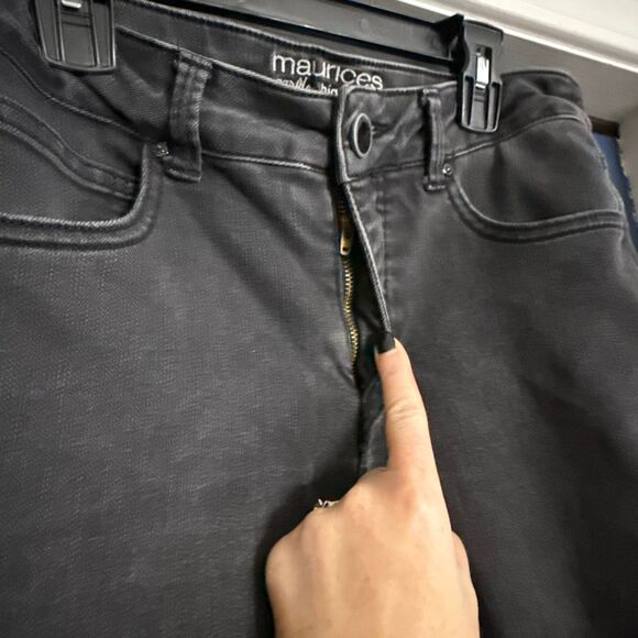 Maurices Everflex High Rise Skinny Jeans Washed Black Size 6S - Picture 4 of 6